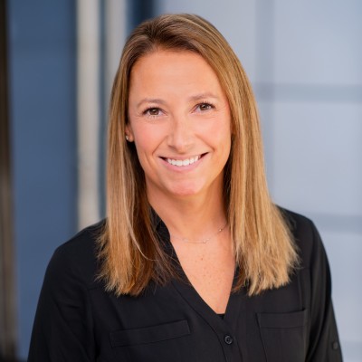 Headshot of Caitlin Barnett