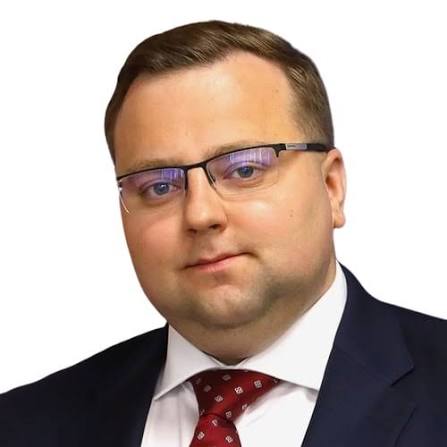 Headshot of Januš Kizenevič