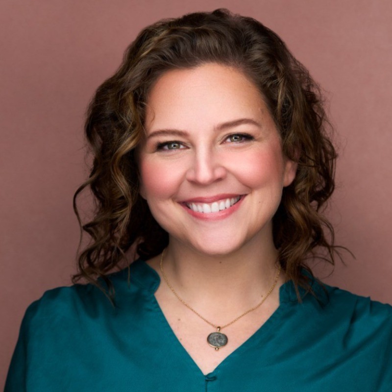 Headshot of Amanda Wick