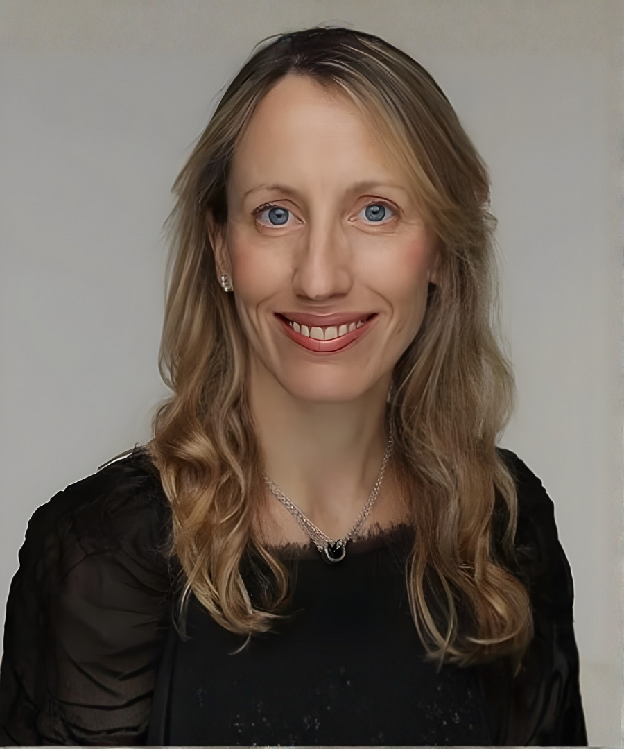 Headshot of Caroline Malcolm