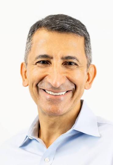 Headshot of Faryar Shirzad