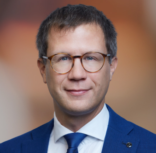 Headshot of Dr. Reto Luthiger